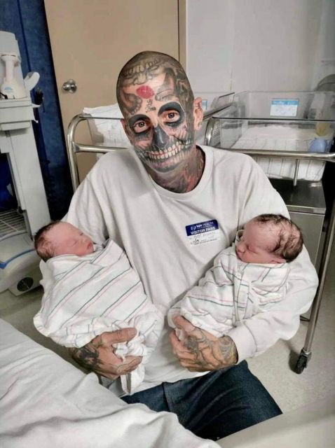 HT1. Dad With 240 Tattoos Faces Backlash As People Think He Is A Horrible Father – Then His Wife Reveals The Truth