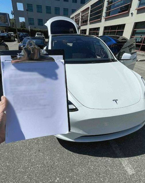 HT1. Tesla owner reveals his first electric bill in a year, and the cost astonishes everyone.