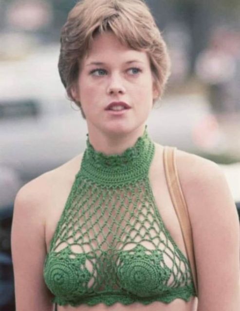 HT2. Rare facts about the astonishing Melanie Griffith